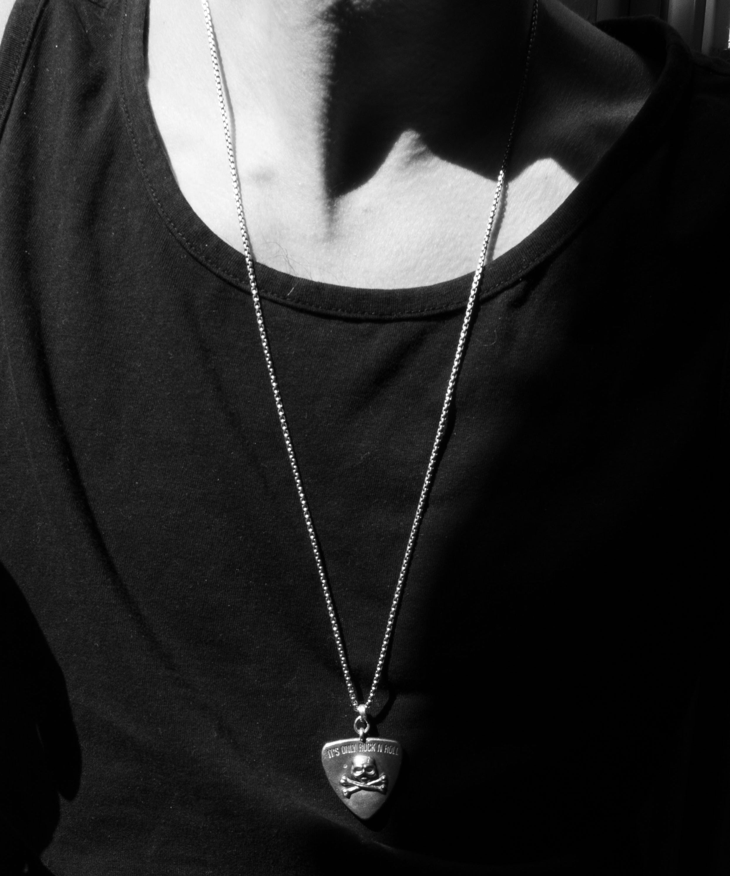 ROCK N ROLL PENDANT (925 SILVER)